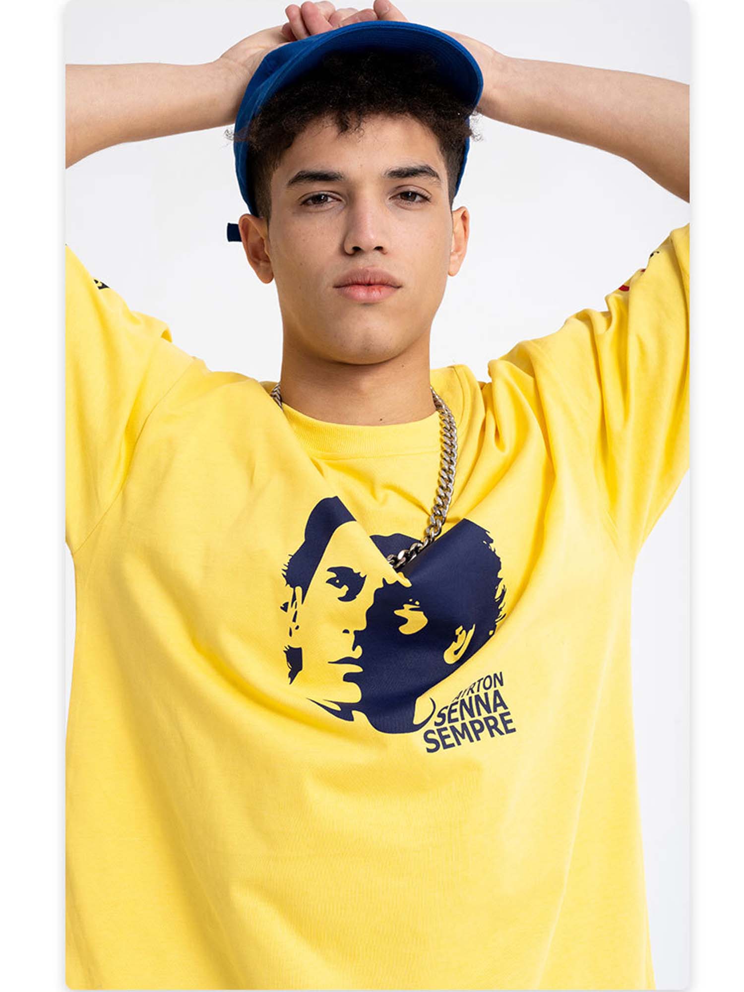 Justnotag Tribute to the Senna Racer Figure Print Cotton T-shirt a maniche corte