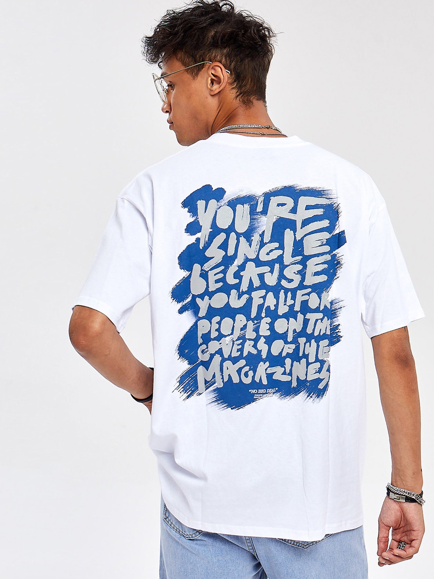 JUSTNOTAG T-shirt uomo in cotone con lettera O-Collo