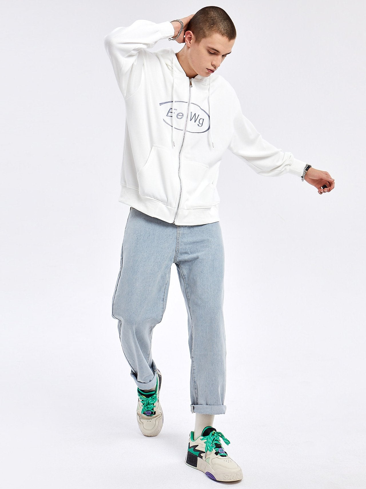 White Cotton Zip-Up Whit Hoodies with front pockets