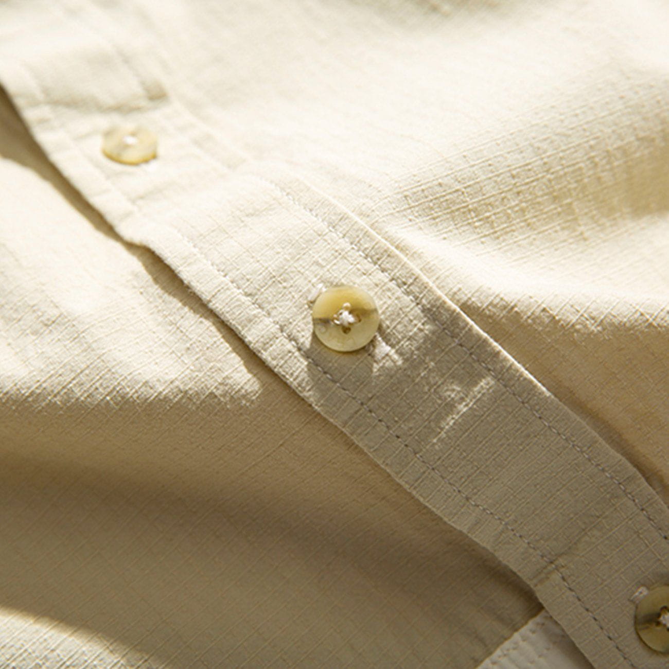JUSTNOTAG Symmetrical Color Matching Short Sleeve Shirts