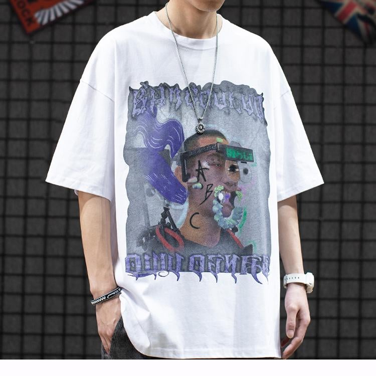 T-shirts à manches courtes Justnotag Kuso Graffiti Man Print